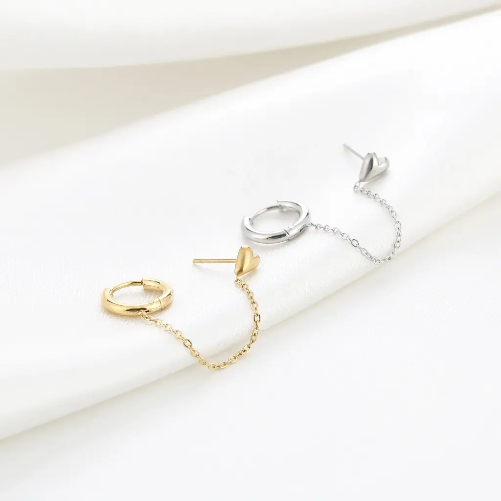 Michelle Bijou oorbel voor 2 gaatjes