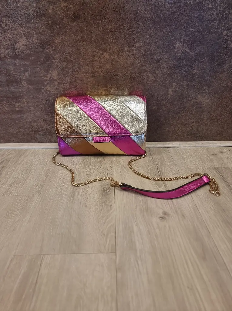 Giuliano schoudertas Nina fuchsia